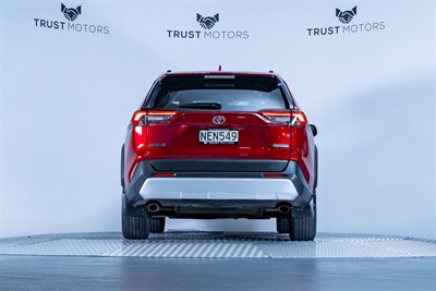 2020 Toyota Rav4 - Thumbnail