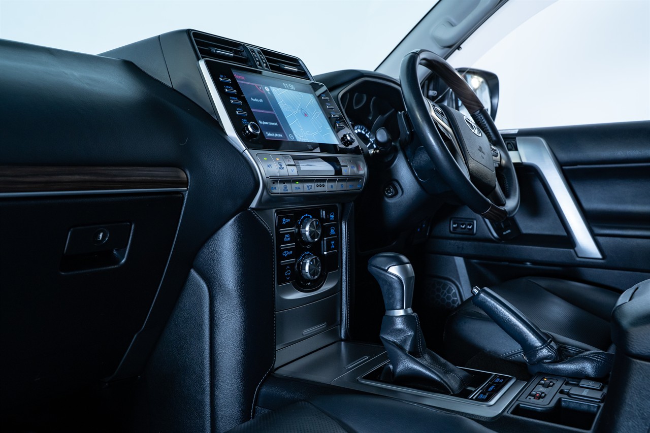 2021 Toyota Landcruiser Prado