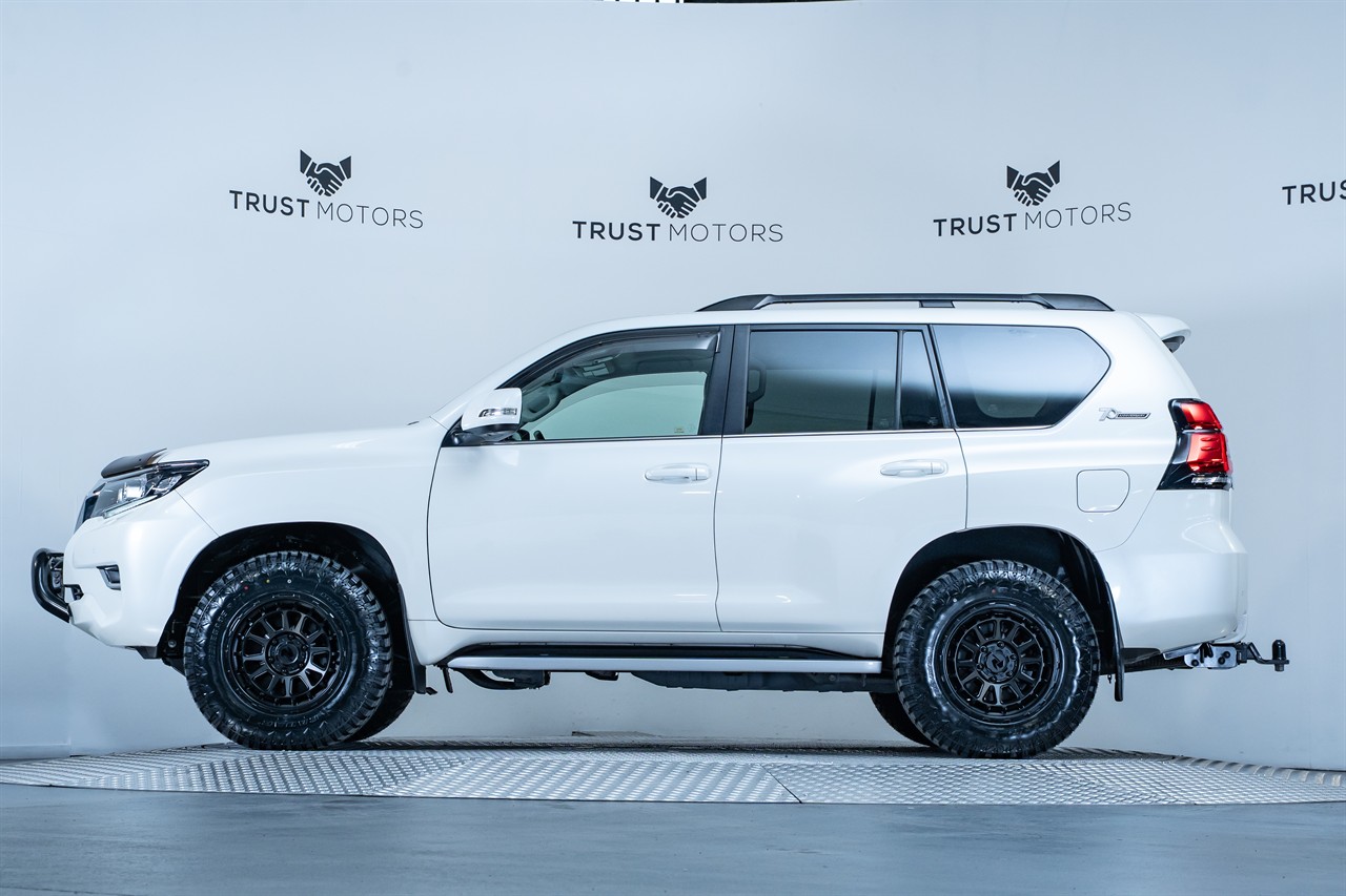 2021 Toyota Landcruiser Prado
