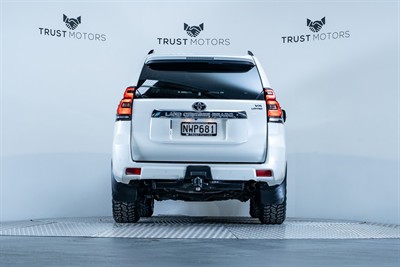 2021 Toyota Landcruiser Prado - Thumbnail