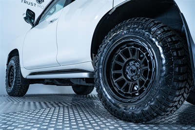 2021 Toyota Landcruiser Prado - Thumbnail