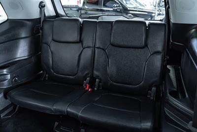 2023 Ford Everest - Thumbnail