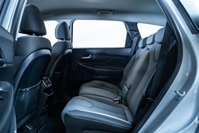 2021 Hyundai Santa Fe - Thumbnail