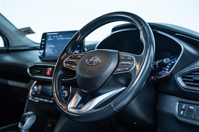 2021 Hyundai Santa Fe - Thumbnail