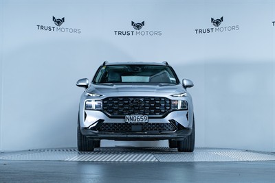 2021 Hyundai Santa Fe - Thumbnail