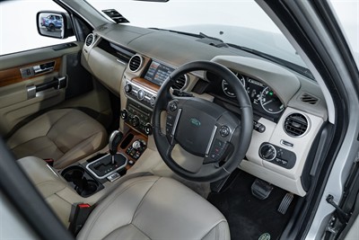 2011 Land Rover Discovery - Thumbnail