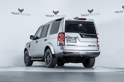 2011 Land Rover Discovery - Thumbnail