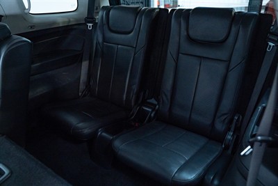 2015 Isuzu MU-X - Thumbnail