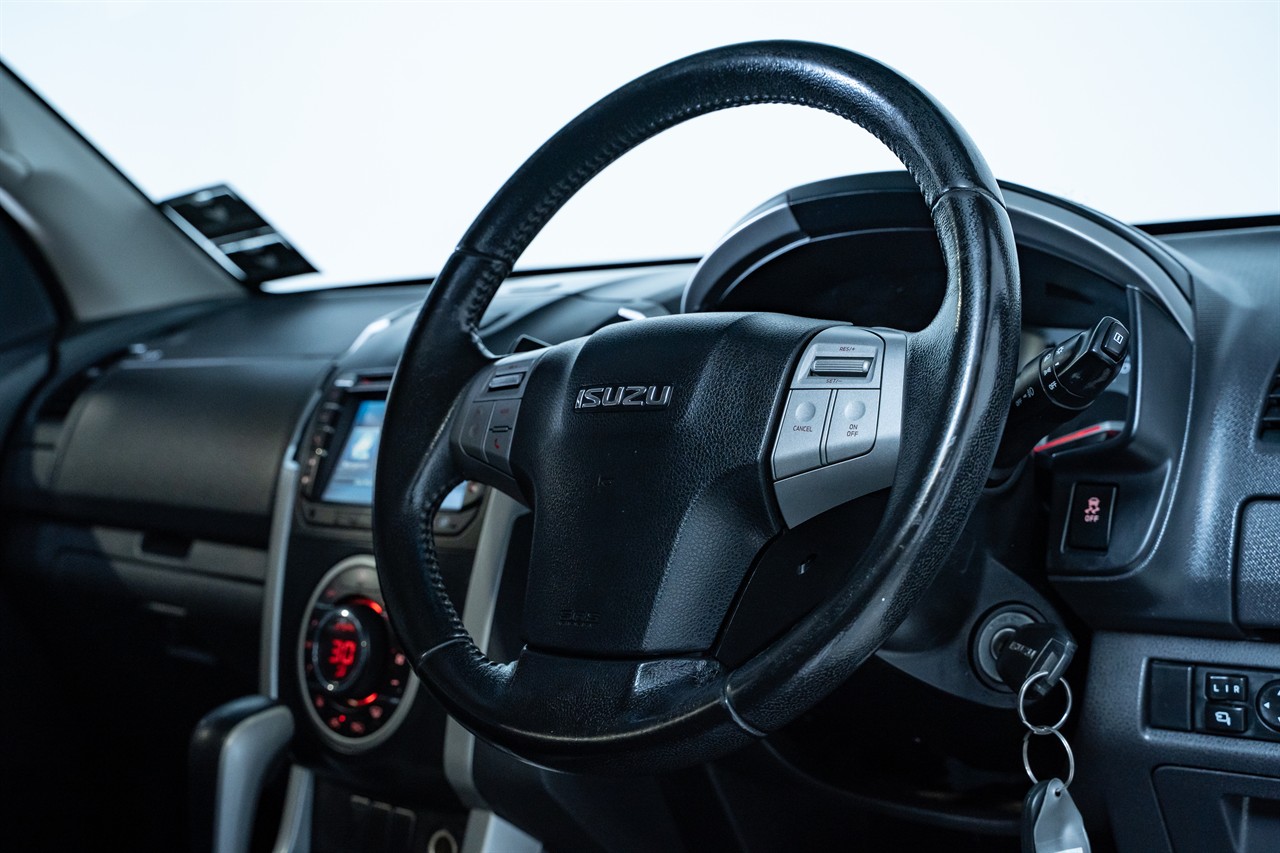 2015 Isuzu MU-X