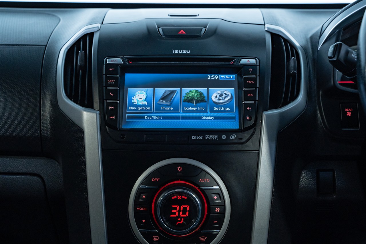 2015 Isuzu MU-X