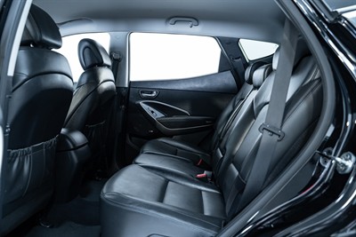2016 Hyundai Santa Fe - Thumbnail