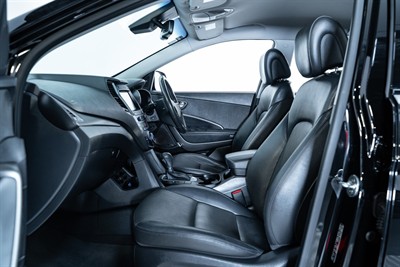 2016 Hyundai Santa Fe - Thumbnail