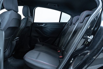 2020 Ford Focus - Thumbnail