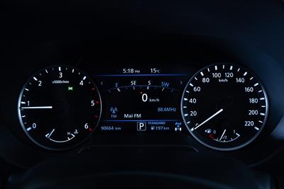 2021 Nissan Navara - Thumbnail