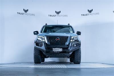 2021 Nissan Navara - Thumbnail