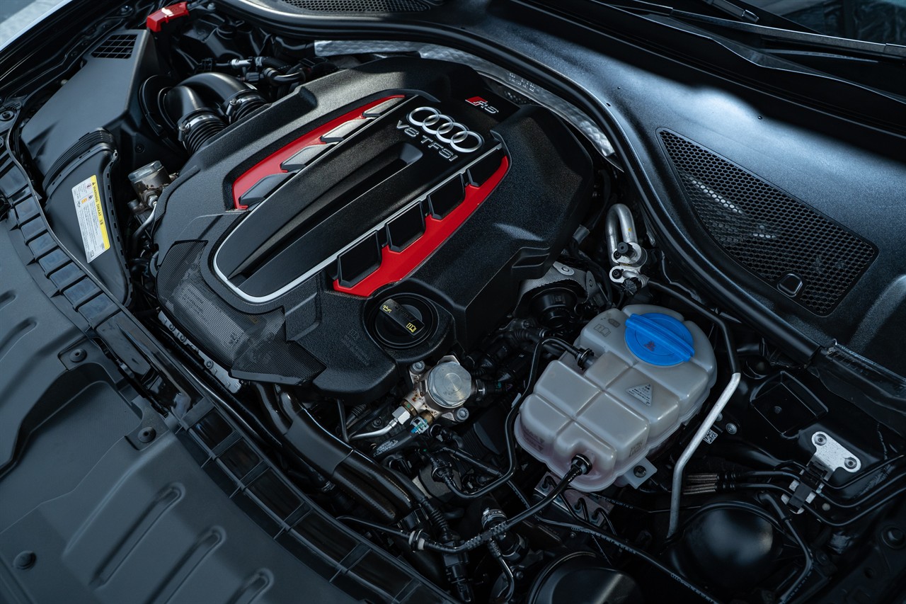 2016 Audi RS6