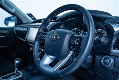 2023 Toyota Hilux - Thumbnail