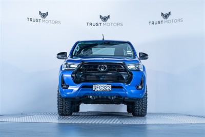 2023 Toyota Hilux - Thumbnail