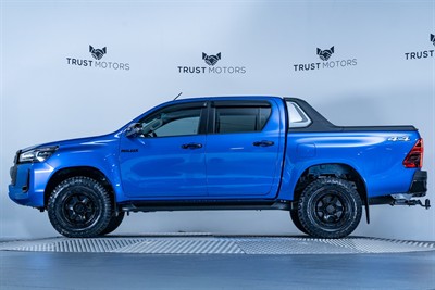 2023 Toyota Hilux - Thumbnail