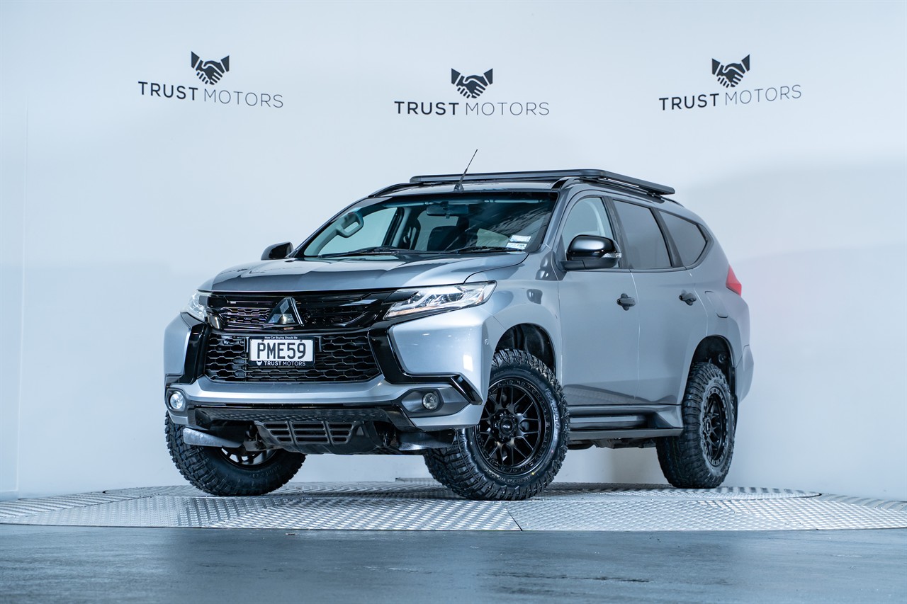 2017 Mitsubishi Pajero Sport