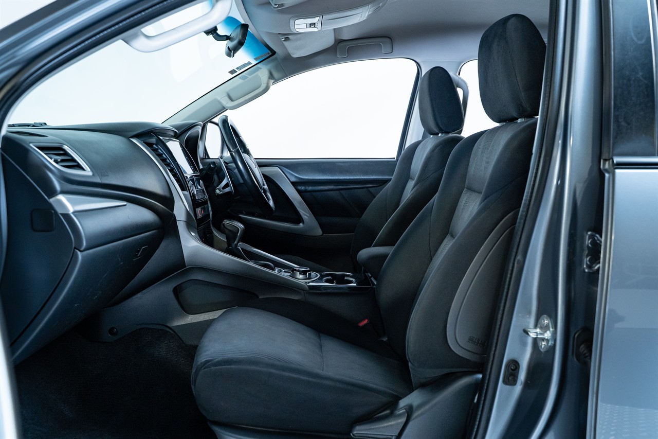 2017 Mitsubishi Pajero Sport