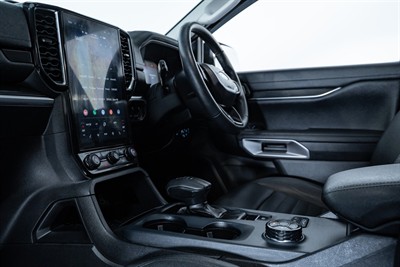 2023 Ford Everest - Thumbnail