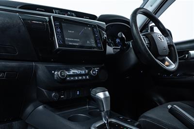 2016 Toyota Hilux - Thumbnail