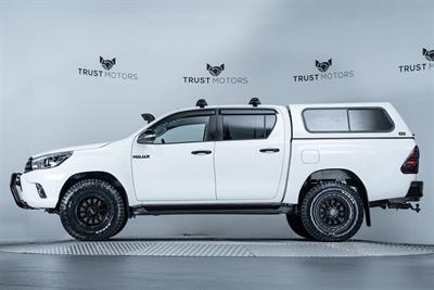 2016 Toyota Hilux - Thumbnail