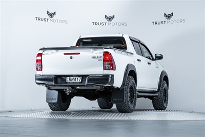 2018 Toyota Hilux - Thumbnail