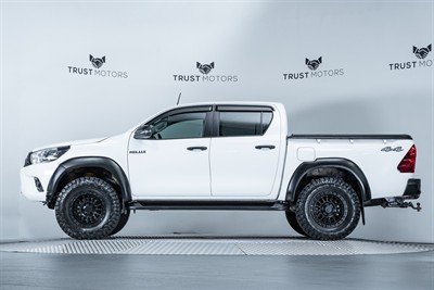 2018 Toyota Hilux - Thumbnail