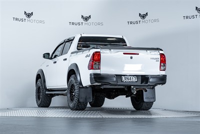 2018 Toyota Hilux - Thumbnail
