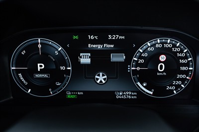 2022 Mitsubishi Outlander - Thumbnail