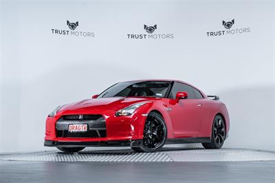 2010 Nissan GTR - Thumbnail