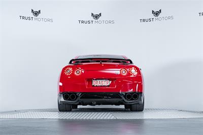 2010 Nissan GTR - Thumbnail