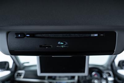 2017 Toyota Highlander - Thumbnail