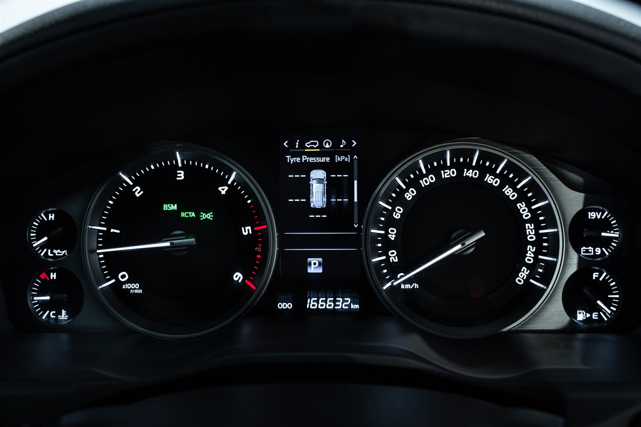 2017 Toyota Landcruiser