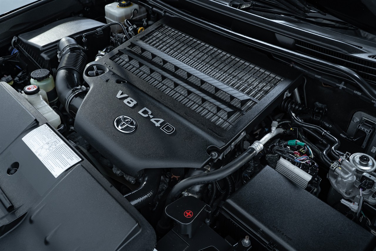 2017 Toyota Landcruiser