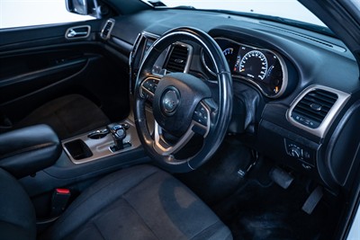 2015 Jeep Grand Cherokee - Thumbnail