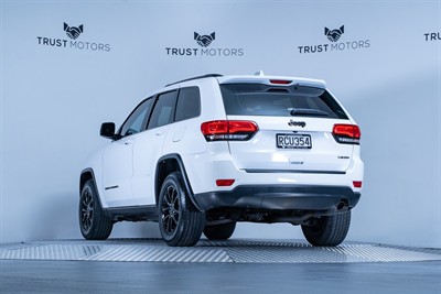 2015 Jeep Grand Cherokee - Thumbnail