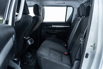 2022 Toyota Hilux - Thumbnail