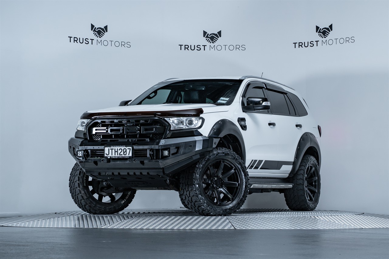 2016 Ford Everest