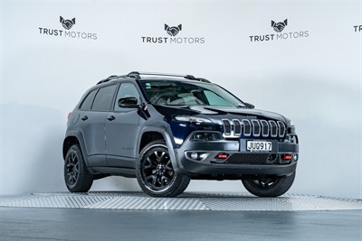 2016 Jeep Cherokee - Thumbnail