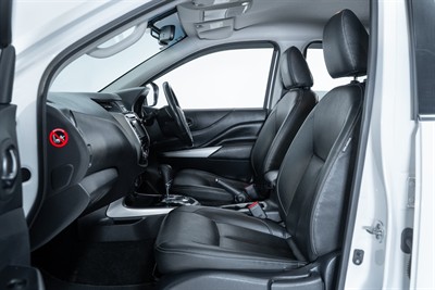 2019 Nissan Navara - Thumbnail