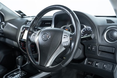 2019 Nissan Navara - Thumbnail