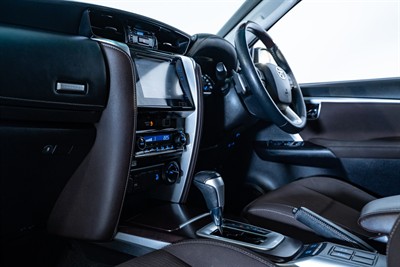 2019 Toyota Fortuner - Thumbnail
