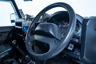 2008 Land Rover Defender - Thumbnail