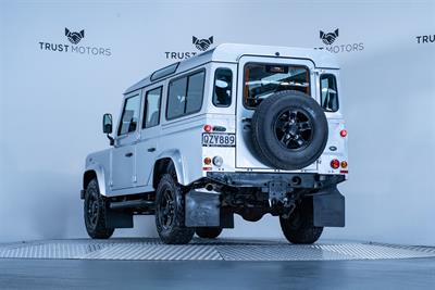 2008 Land Rover Defender - Thumbnail