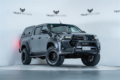 2020 Toyota Hilux - Thumbnail