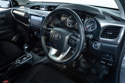 2020 Toyota Hilux - Thumbnail