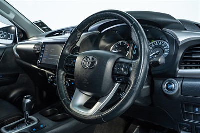 2020 Toyota Hilux - Thumbnail